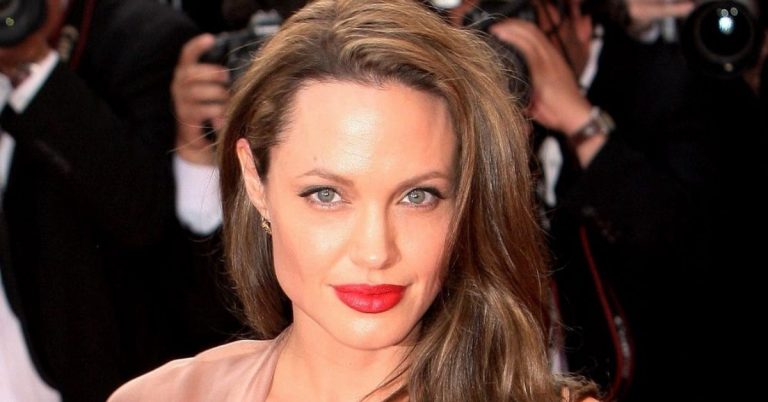 angelina jolie net worth